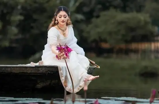 Puja Cherry Roy Profile